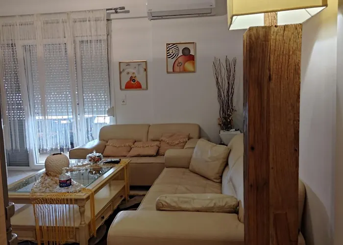 Jordan Downtown Apartment & Parking